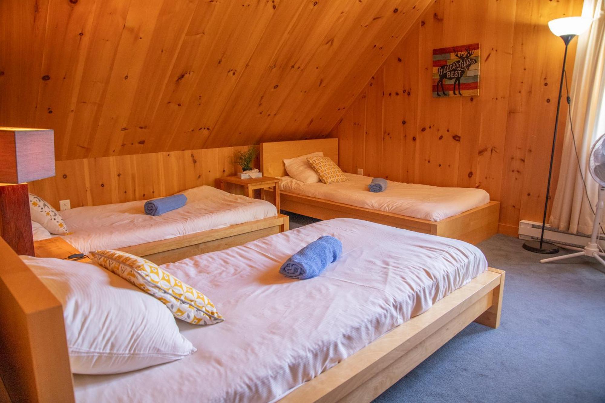 Auberge Couleurs De France Lac-Simon Εξωτερικό φωτογραφία