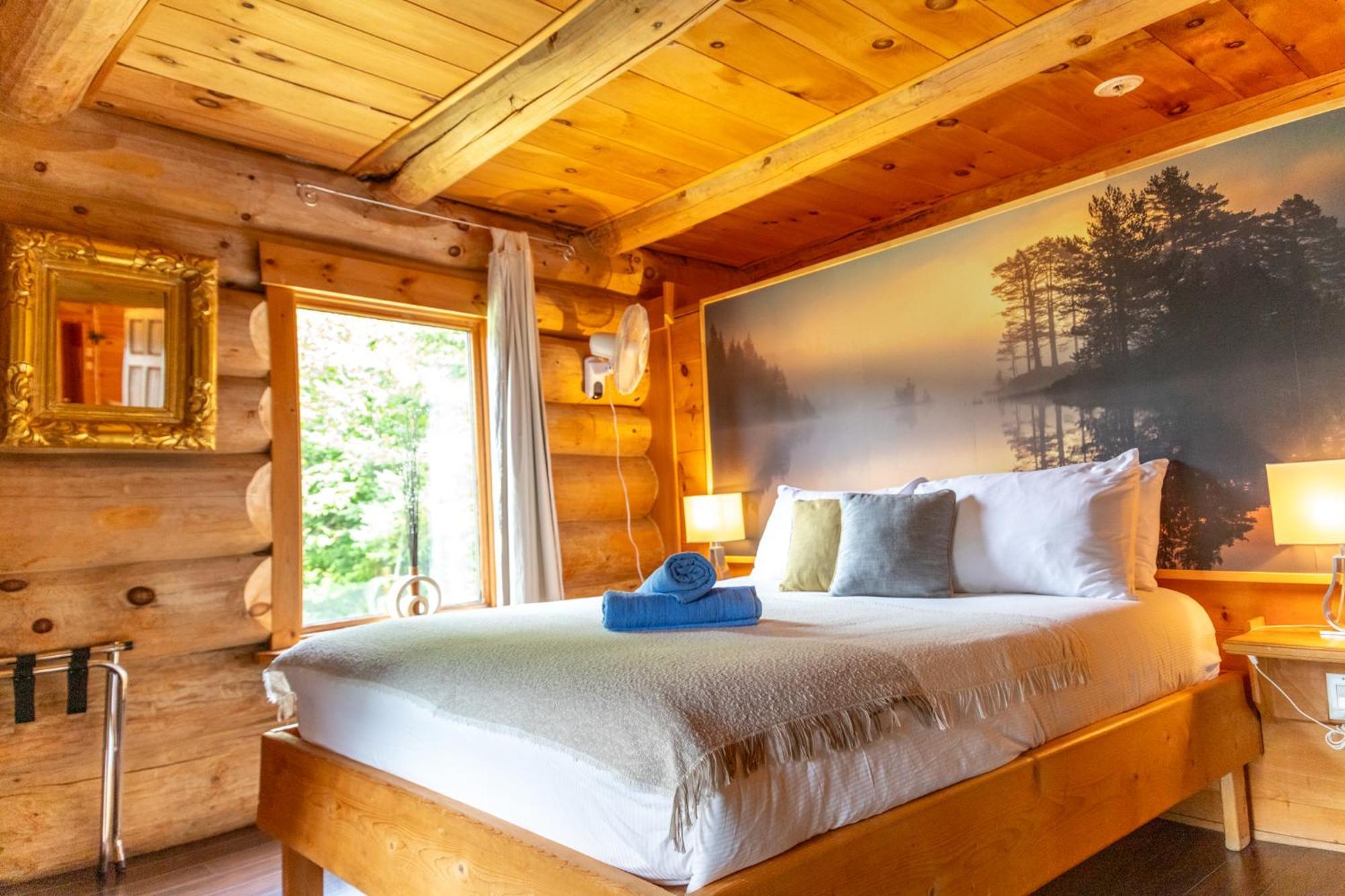 Auberge Couleurs De France Lac-Simon Εξωτερικό φωτογραφία